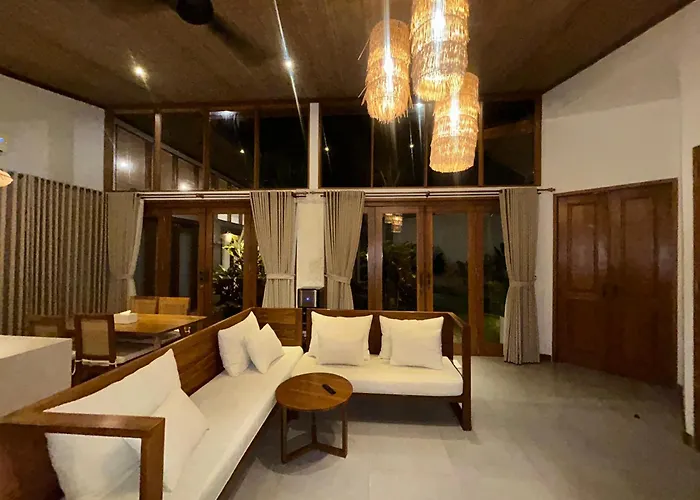 Villa Maravilla Complex *
